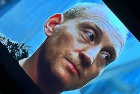 Commanding a Captive to Kill a Xenomorph