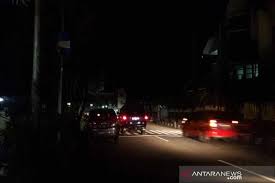 Maybe you would like to learn more about one of these? Temanggung Padamkan Lampu Jalan Cegah Kerumunan Malam Hari Antara News