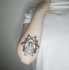 Geoetric Star Tattoo Geometrik Yildiz Dovmesi Geometrik Dovmeler Erkek Dovmeleri Yildiz Dovmeleri