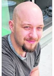 Sean Neil's Instagram, Twitter & Facebook