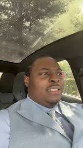 All he do is sit in his car and talk politics all day…AND WILL!!! 🇺🇸 🇺🇸  🇺🇸