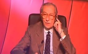 Vittorio feltri ha raccontato oggi al programma la zanzara, su radio 24, alcune cose che hanno divertito gli appassionati di chiacchiere politiche e mostrato quanto alcune novità stiano sparigliando. L Odg Voleva Rieducarlo Ma Feltri Sbatte La Porta E Fa Tremare Tutti Il Tempo