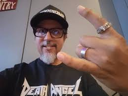 We're back once again with Andrew from Deity to talk about the new Deity  DXTX transmitter/recorder. #deitymicrophones @andrew_from_deity