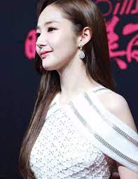 park min young at the cosmo beauty awards 2018 beauty awards beauty fashion