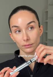 Short Hair Styling with ghd Glide Hot Brush Tutorial