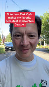 Zoe Kahn Volunteer Park Cafe