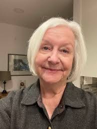 Women only!! What's up! I'm Darious. I'm a Cancer, just turned 26