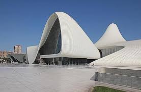 Baku is on the coast of the caspian sea on the southern tip of the absheron peninsula. Architekturreise Nach Baku