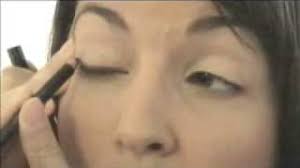 Sandy's 5 min. Wake.up & Make.up Routine!