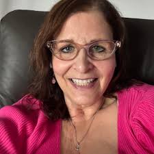 Artist Lisa Keene's Illustration "At Odds With the Sea"