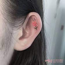 Helix Tattoos Are The Newest Weirdest Trend In Minimalist Tattoos Ear Tattoo Helix Tattoo Tattoos