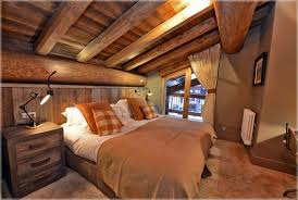 Maison De Famille Les 5 Freres A Val D Isere Tissus De La Fabrique Arpin Stanza Da Letto Rustica Camera Da Letto Rustica E Stanze Da Letto Matrimoniali