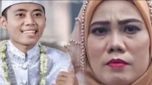 Oops! Rozy Zay Hakiki Keceplosan Ngaku Punya Hubungan dengan Ibu Norma  Risma: Eh Bukan Punya Hubungan, Cuma Ngerasa Nyaman