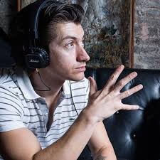 Arctic Monkeys & Last Shadow Puppets' Alex Turner: David Bowie  revolutionised my songwriting https://t.co/9npt1rdLzx