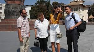 33 thoughts on merită votată clotilde armand în sectorul 1? stefan bragarea 15 septembrie 2020 at. Clotilde Armand In PiaÈ›a Unirii Din FocÈ™ani Youtube