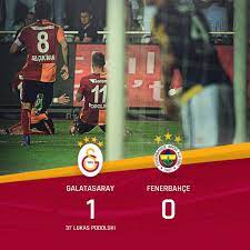 Bu sonucun ardından fenerbahçe puanını 48 yaparken, galatasaray ise puanını 54'e yükselti. Galatasaray Spor Kulubu On Twitter Mac Sonucu Galatasaray 1 0 Fenerbahce