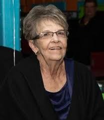 Barbara Rutledge's Instagram, Twitter & Facebook