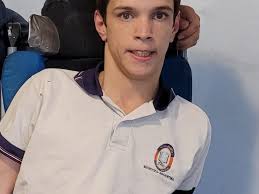 La conmovedora historia de Nacho: no puede moverse y le crearon una silla  de ruedas única con la que logró cumplir su sueño