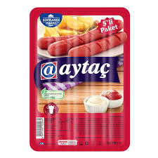 Etin baharat, yağ ve tuzla marine edilmesi ile hazırlanan . Dana Citir Sosis Rinderbockwurst Market