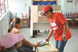 Jun 27, 2021 · la segunda fase del proceso, es el 8 de agosto, en donde el psuv realizará elecciones primarias abiertas en las que pueden participar todos los electores y elegir a quienes representarán a la tolda socialista en los comicios del 21 de noviembre, en el que se elegirán alcaldes, gobernadores, representantes del consejo legislativo y concejo. 3 987 Centros De Votacion Estaran Habilitados En Primarias Del Psuv Politika Ucab