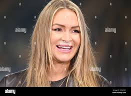 Laura woods -Fotos und -Bildmaterial in hoher Auflösung