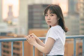 私のAVのせいで、傷ついた人が存在している」粘膜が切れて出血する時も…早稲田卒の元AV 女優（23）が引退後に感じた“責務”（文春オンライン）｜ｄメニューニュース（NTTドコモ）