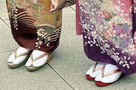 This is far more practical than it sounds.sandals are the ideal shoe in japan because japanese homes and buildings require you to take off your shoes and put them back on frequently. 4 Most Famous Traditional Types Of Japanese Shoes Japan Info
