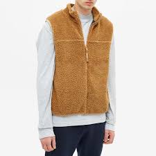 Usually when you wear tight clothes. A P C Elie Fleece Gilet Camel End
