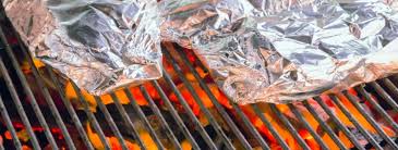 Heute zeige ich euch in wenigen schritten wie aus tiefkühllachs, dill, zitronen und ein paar gewürzen. Grillsaison Ist Es Giftig Fleisch Und Gemuse Auf Alufolie Zu Grillen