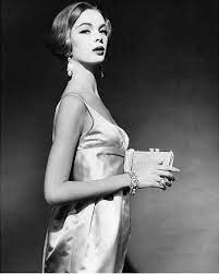 She was born in mexico city in 1941, the daughter of a swedish mother, birgit holmquist, and a german father, friedrich karl johannes, baron von schlebrügge. Nena Von Schlebrugge Midcentury Models Blue 17 Vintage Clothing