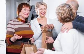 Ideas for easy, cheap diy party favors | hgtv. What To Put In Goody Bags For Adults Lovetoknow