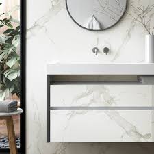 The next brilliant idea you can apply in your white and grey bathroom design is the one that uses a tall mirror as pairing for the bathroom vanity just like the one you can see in the picture above. Five Cool Design Ideas For Grey And White Bathrooms Cosentino