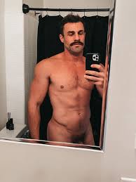 TW Pornstars - 1 pic. Squirt.Org - Hookup & Cruising. Twitter. MODEL OF THE  DAY: TOMMY DURDEN @DurdenTommy. 5:00 AM - 27 Oct 2022