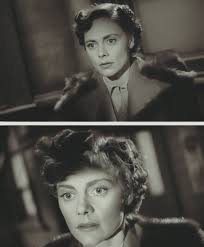 David Lean's *Brief Encounter* (1945) is a profoundly emotional and  exquisitely crafted film that delves into the theme of forbidden love.  Based
