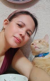 I wish we respected cats in this manner here. People can really learn so  much from cats 🐾❤️🐾😻🐾