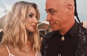 They tied a knot to each other in march 2016. Rammstein In Solisti Till Lindemann Hakkinda Pek Bilinmeyen Kisisel Detaylar Eksi Seyler