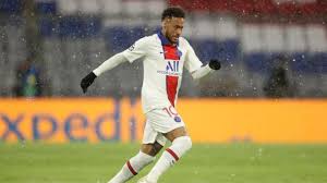 After what feels like a 10 minute monologue from the commentator, bayern get the game started. Neymar Vs Bayern Munich Psg Superstar Dazzles With Pinpoint Assist To Marquinhos Cbssports Com