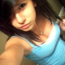 Stephanie Alanis's Instagram, Twitter & Facebook