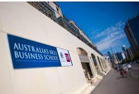 Perhatikan juga berapa lama kalian akan kuliah di australia, lalu perhitungkan biaya total kalian akan kuliah di australia (tentunya ada yang kuliah 1 tahun, 2 tahun, atau mungkin 3 tahun). 3 Top Master Business School Di Australia Kuliah Di Australia