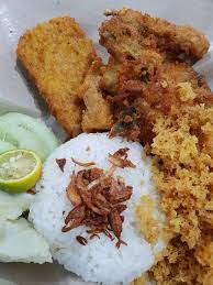 Cek harga lesehan ayam pak budi puri / sate ayam a. Ayam Goreng Borobudur Kelapa Gading Lengkap Menu Terbaru Jam Buka No Telepon Alamat Dengan Peta