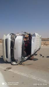 وفاة ٥ وإصابة ٦ فى انقلاب ميكروباص علي طريق مطروح السلوم - جريدة المساء