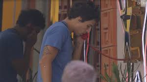 Bbb 20:tiago leifert anuncia decisão surpreendente, sobre expulsão de petrix. Bbb20 Felipe Atende O Big Fone E Esta Imune Ao Paredao