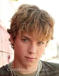 Jeremy Sumpter Textured Wavy Hairstyles Cool Men S Hair Jeremy Sumpter Jeremy Sumpter Peter Pan Hair Styles