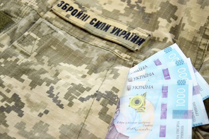 Чим займаються військові фінансисти