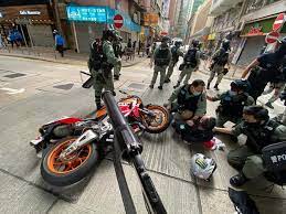 首宗國安法審訊｜控方專家指光時含港獨之意 被告語境似梁天琦 首宗國安法審訊｜唐英傑否認恐怖活動等3罪 法官指有人庭上拍照 首宗國安法審訊明天開審 唐英傑就未設陪審團提上訴被駁回 首宗國安法6月審訊 法官今裁定煽動他人罪不用證明暴力元素 é¦–å®—åœ‹å®‰æ³•å¯©è¨Š è¾¯æ–¹æŒ‡æœªç…½å‹•ä»–äººåˆ†è£‚åœ‹å®¶å®˜æ˜Žå®šæ˜¯å¦è¡¨è­‰æˆç«‹ é¦™æ¸¯01 ç¤¾æœƒæ–°èž