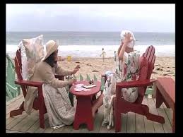 Barbara cloud of the pittsburgh press gave attribution to hershey for starting a trend when she had collagen injected into her lips for her role in beaches (1988). Barbara Hershey Performances Hillary Whitney Beaches Youtube