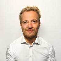 Daniel Jakubik Email & Phone Number