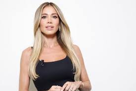 Diletta Leotta: «Quando le mie foto intime sono state diffuse pensavo che  la mia vita fosse finita. Ora so che la colpa non è mai della vittima.  Denunciate, non vergognatevi» | Vanity