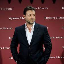 Russell crowe's mansion is the latest property to be torched by raging bushfires in australia. Russell Crowe So Bekampfte Robin Hood Die Pfunde Fit For Fun