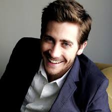 In 2001, he played the lead character in the cult. Jake Gyllenhaal Bald Papa 2021 Neue Baby Geruchte Mediamass